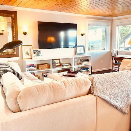 Puget Sound Chic Romantic Cottage With Private Beach Access & Gated Entry Port Ludlow Eksteriør billede