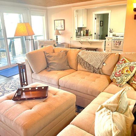 Puget Sound Chic Romantic Cottage With Private Beach Access & Gated Entry Port Ludlow Eksteriør billede
