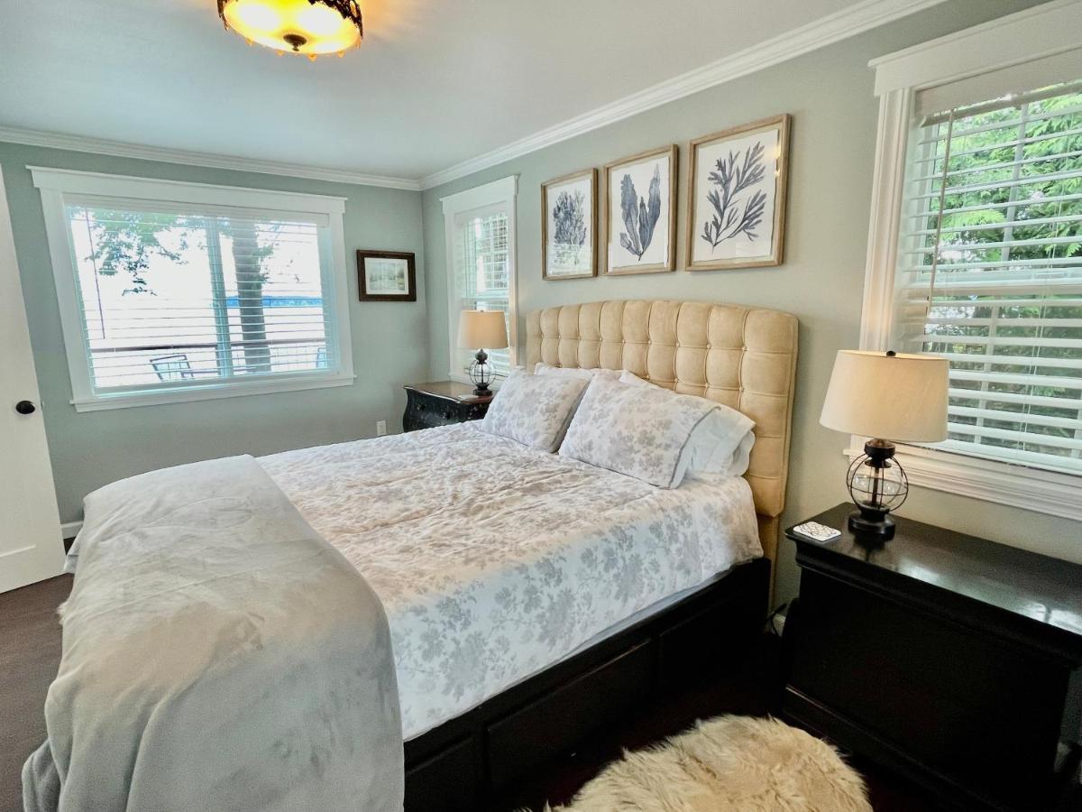 Puget Sound Chic Romantic Cottage With Private Beach Access & Gated Entry Port Ludlow Eksteriør billede