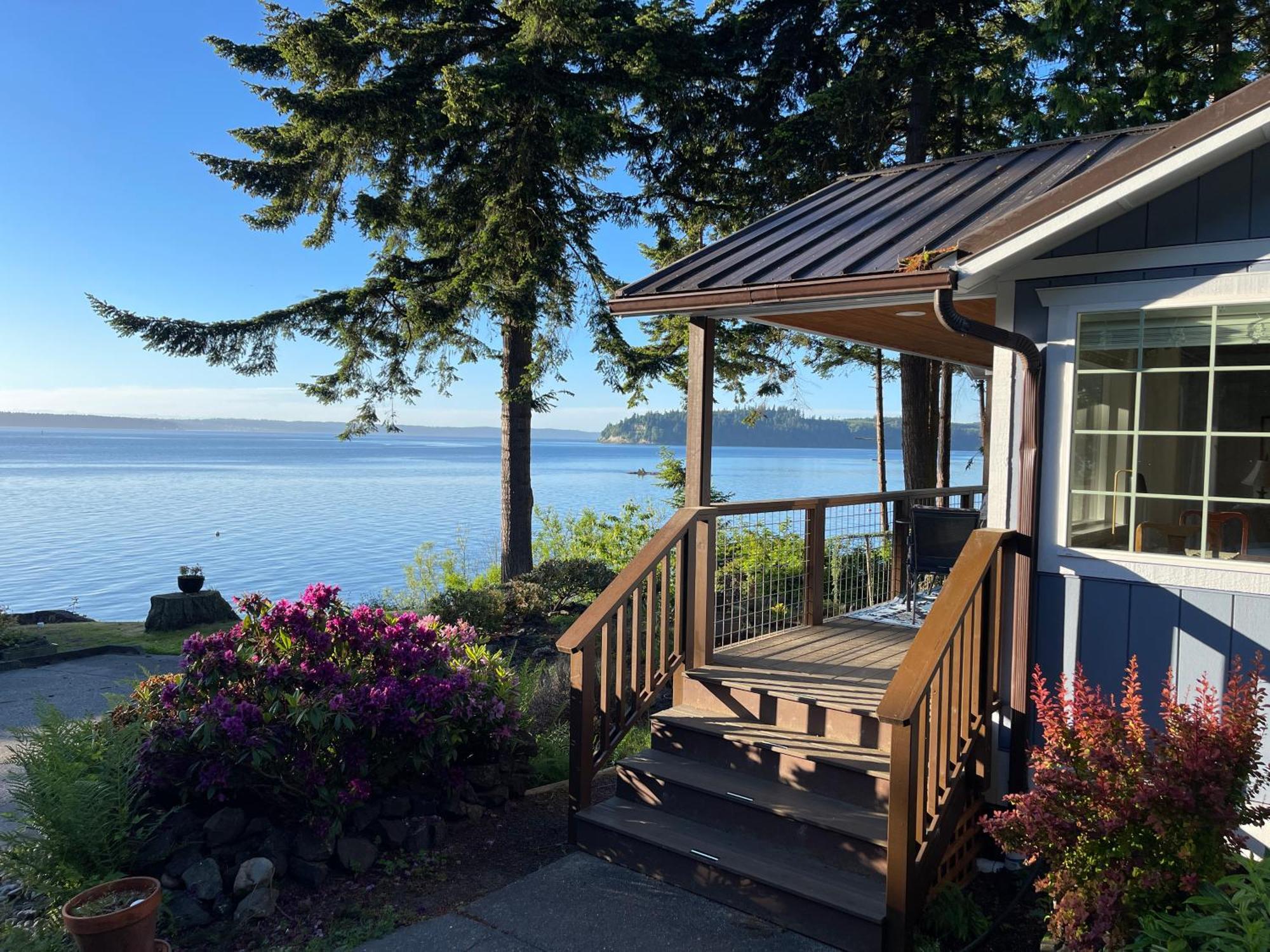 Puget Sound Chic Romantic Cottage With Private Beach Access & Gated Entry Port Ludlow Eksteriør billede