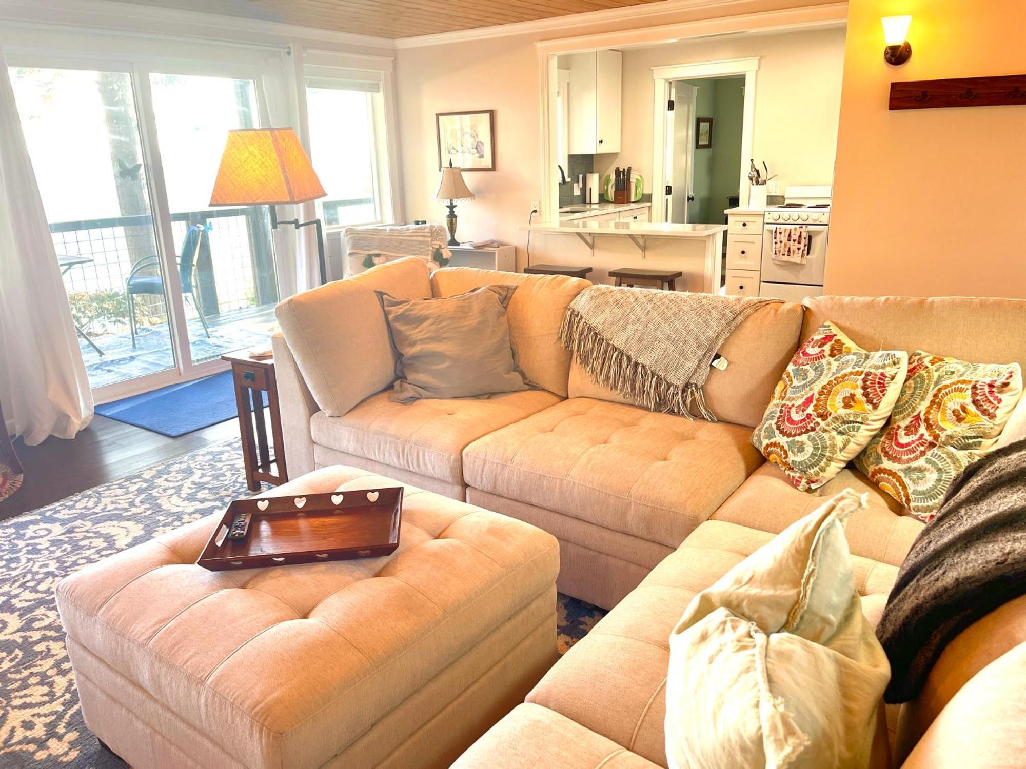 Puget Sound Chic Romantic Cottage With Private Beach Access & Gated Entry Port Ludlow Eksteriør billede